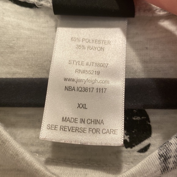 Size XXL Modern Lux 🏈 tank top - Picture 3 of 4